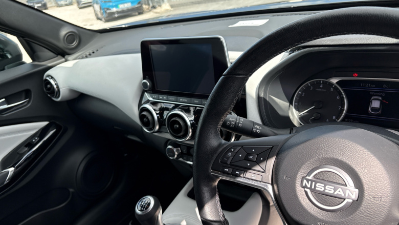 Nissan Juke 1.0 DiG-T 114 Tekna+ 5dr Petrol Hatchback